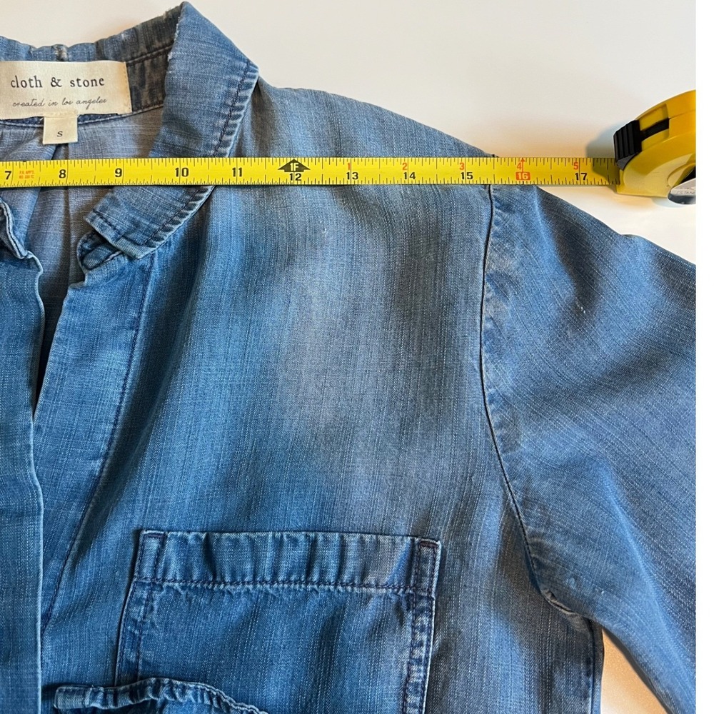 Cloth & Stone Womens S Button Down Shirt Blue Chambray Roll Tab Sleeves Tencel - Picture 7 of 10